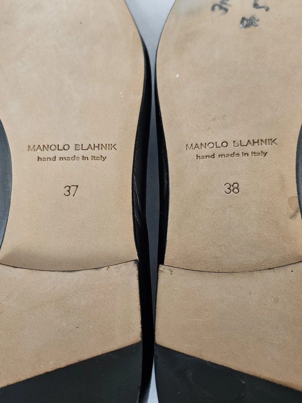 Manolo Blahnik Leather Ballet Flats MISMATCHED SIZE